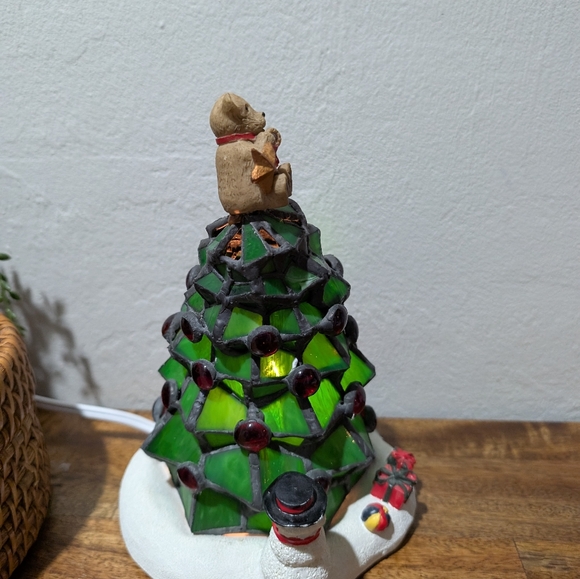 Catalina Lighting Tiffany Style Leaded Glass Christmas Tree Holiday Lamp 8.5” - Picture 5 of 7